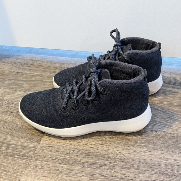 EUC Allbirds W7 Runnerup Mizzles - Picture 2 of 4